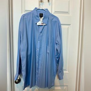 Men’s blue dress shirt, like new